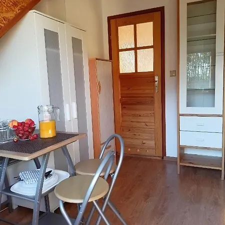 Solorena Δωμάτια σε οικογενειακή κατοικία Junoszyno