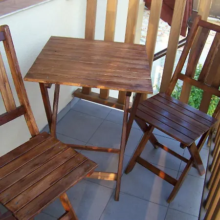 Solorena Δωμάτια σε οικογενειακή κατοικία Junoszyno